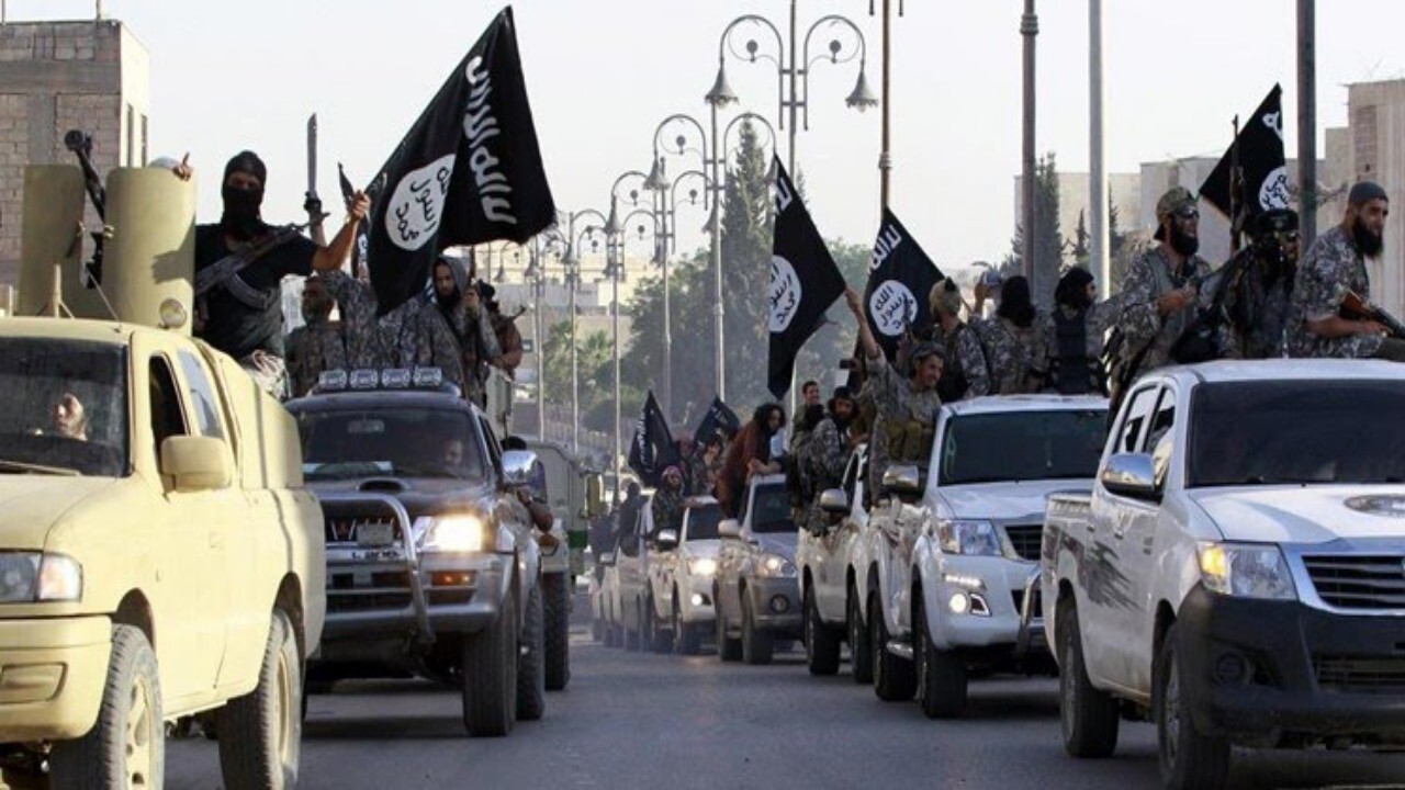 پشتیبانی سازمان های اطلاعاتی خارجی از داعش