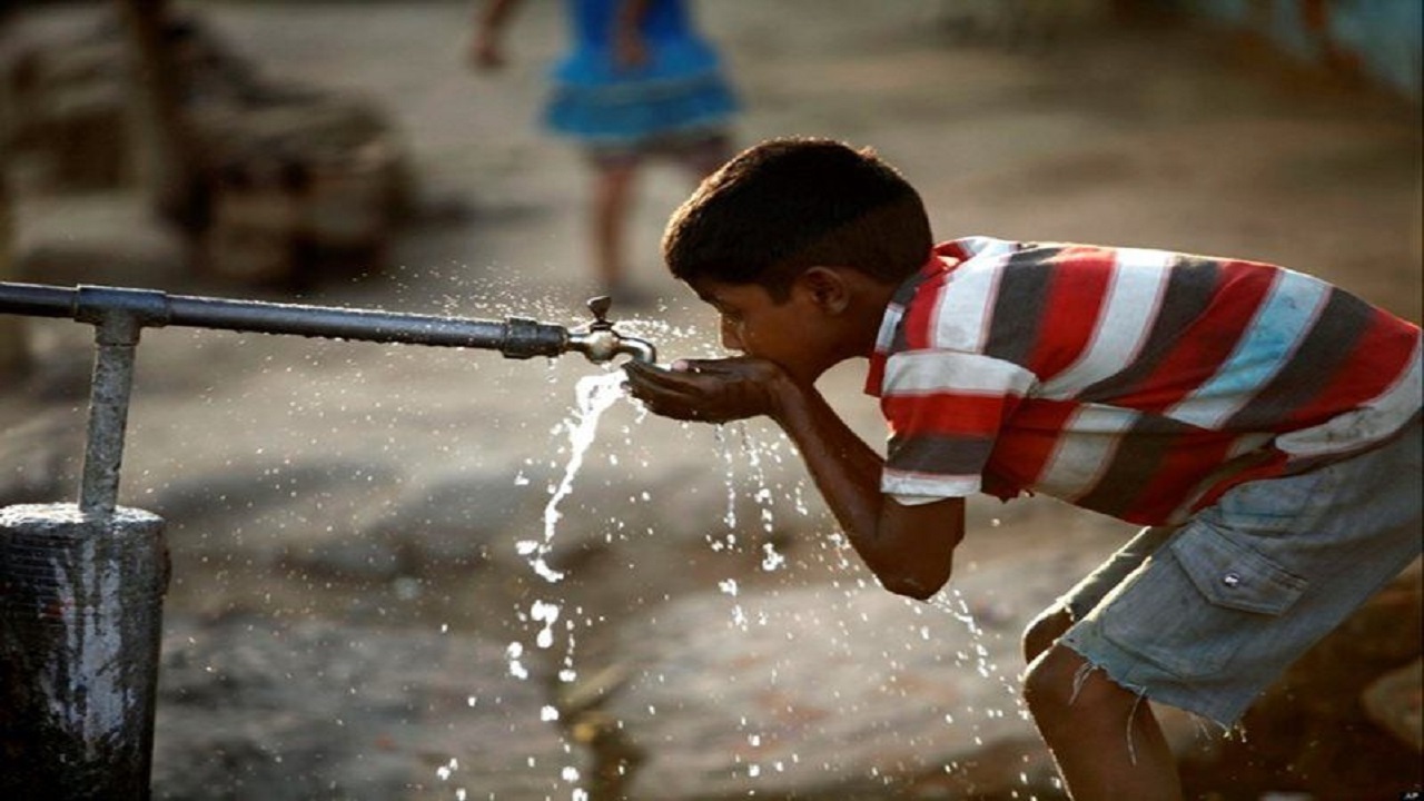 ۹۶ درصد جمعیت روستایی شهرستان مشهد تحت پوشش شبکه آب شرب قرار دارد