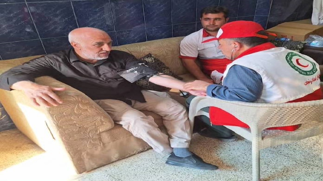 امداد رسانی هلال احمر کردستان به زائران اربعین در سلیمانیه عراق
