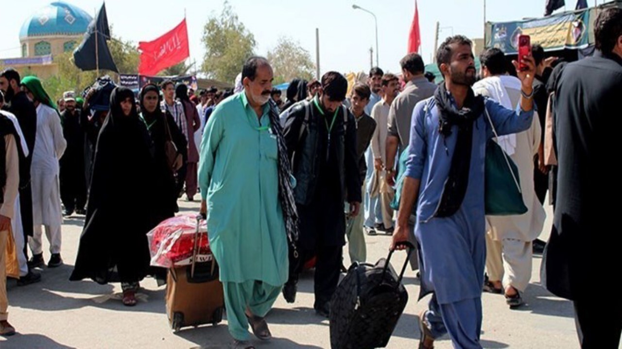 ورود ۱۴۰۰ زائر افغانستانی اربعین از مرز دوغارون