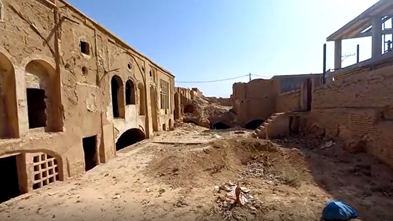 خانه تاریخی سعیدی آران و بیدگل در آستانه تخریب + فیلم