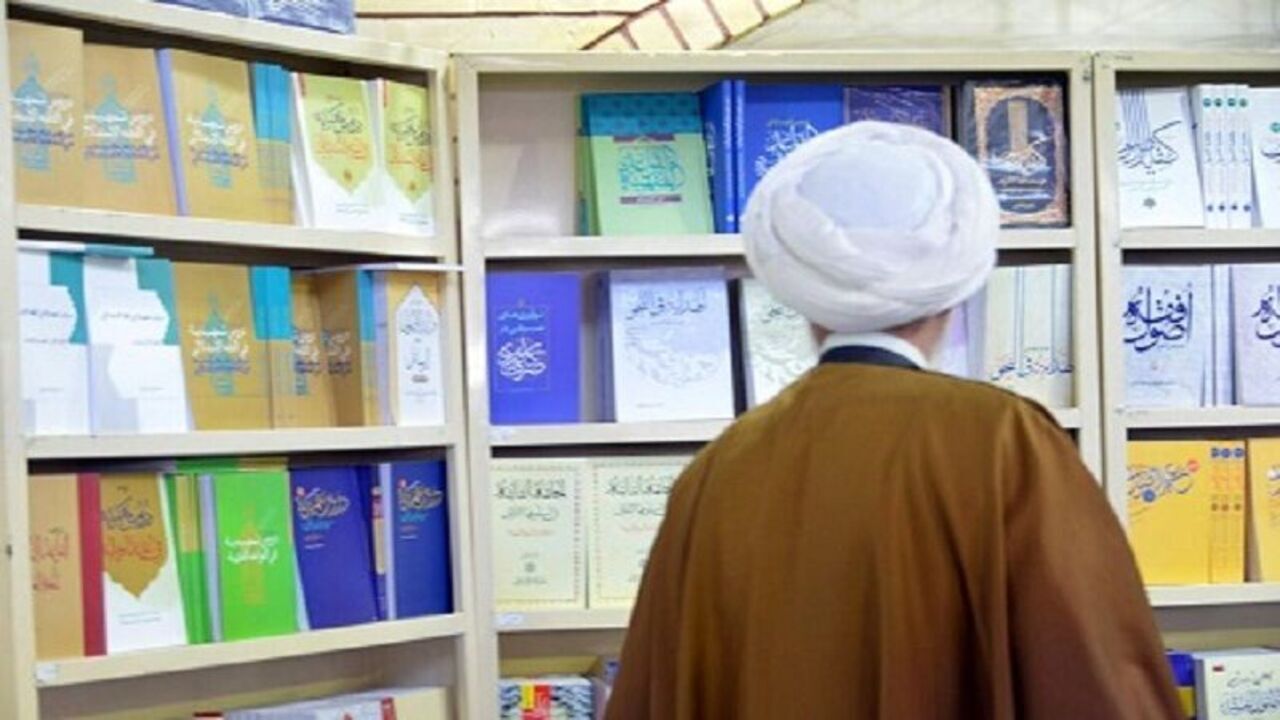حضور ۱۴۰ ناشر در نمایشگاه کتاب حوزه علمیه خراسان قطعی شده است