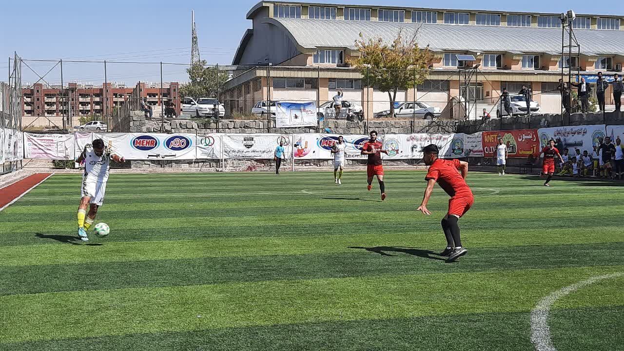 زنجان قهرمان اولین دوره مسابقات مینی فوتبال محلات کشور شد
