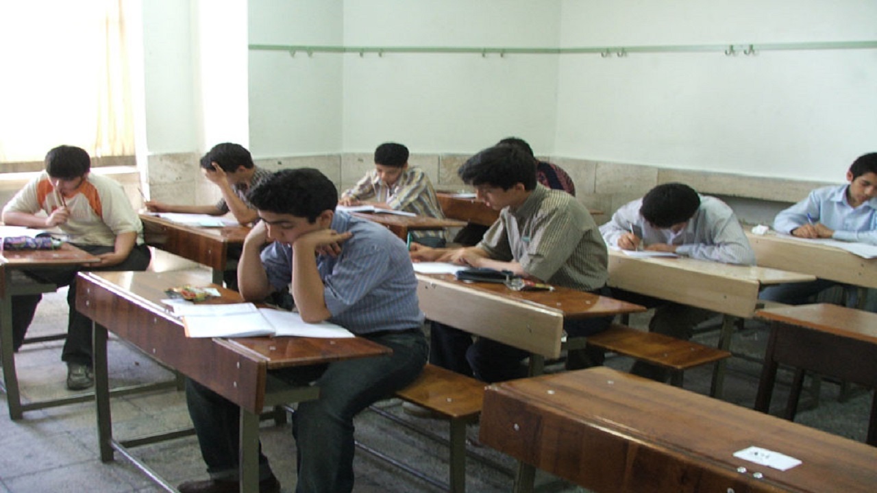 توجه به مدارس دولتی در اولویت آموزش و پرورش استان