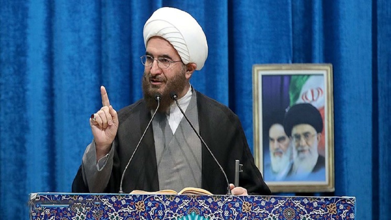 دفاع مقدس هشت ساله نقطه عطف تاریخ ایران و جهان محسوب می‌شود