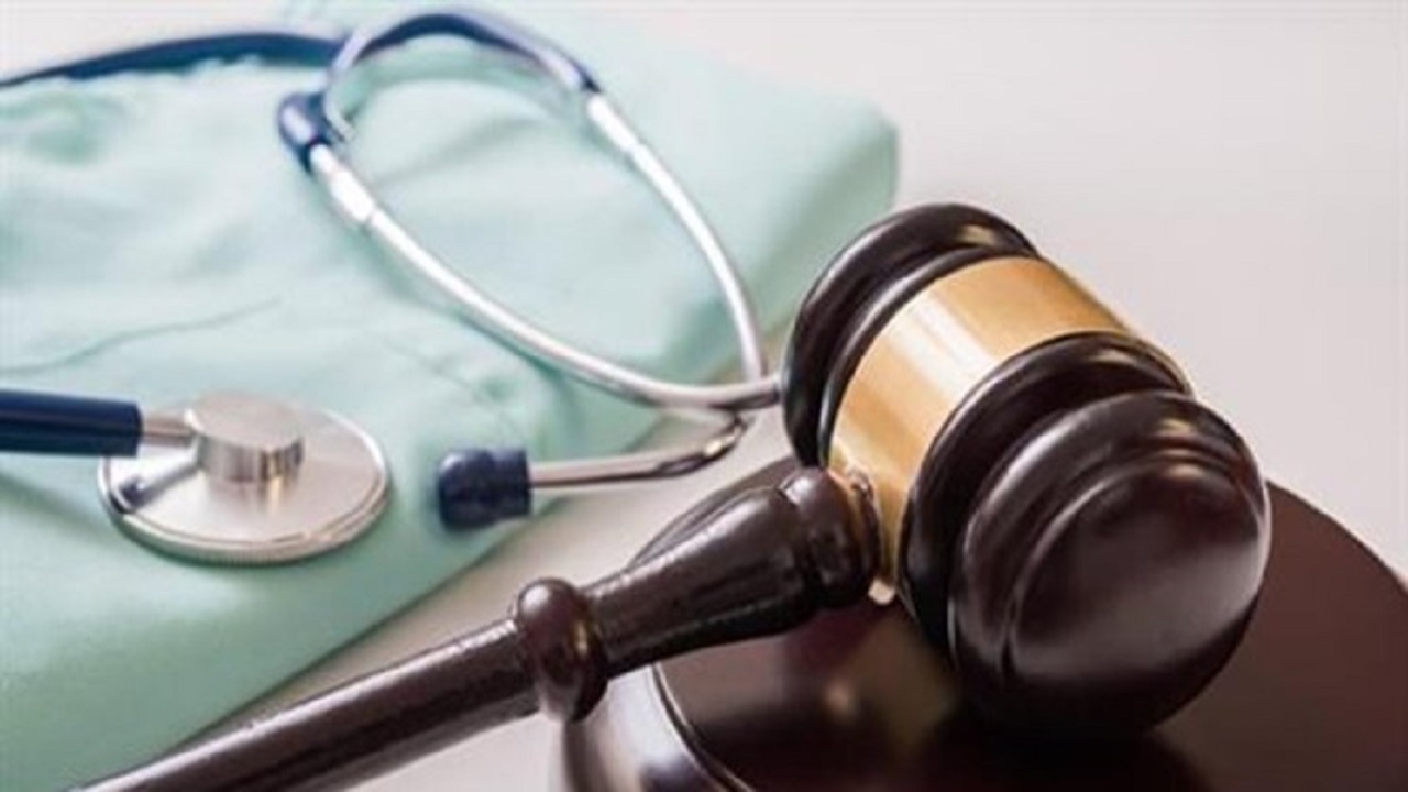 تشکیل پرونده تخلف برای دو پزشک متخصص در قزوین