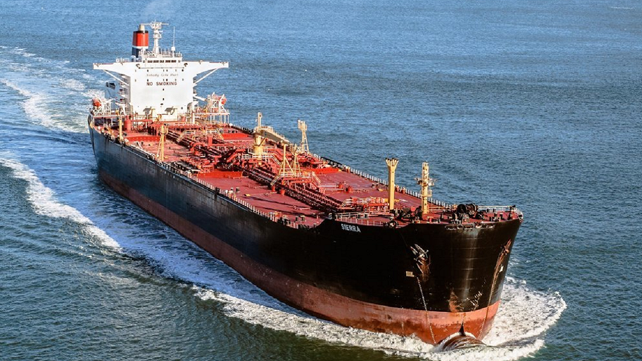 رویترز: تولید و صادرات نفت ایران در ماه اوت احتمالا رکورد ۵ سال گذشته را شکسته است