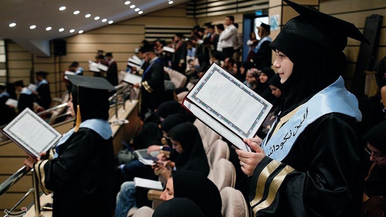 تحصیل دانشجویان خارجی ۱۰ کشور جهان در دانشگاه علوم پزشکی مشهد