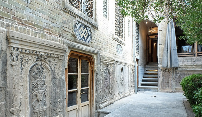 خانه حاج حسین ملک واقع در بازار تهران