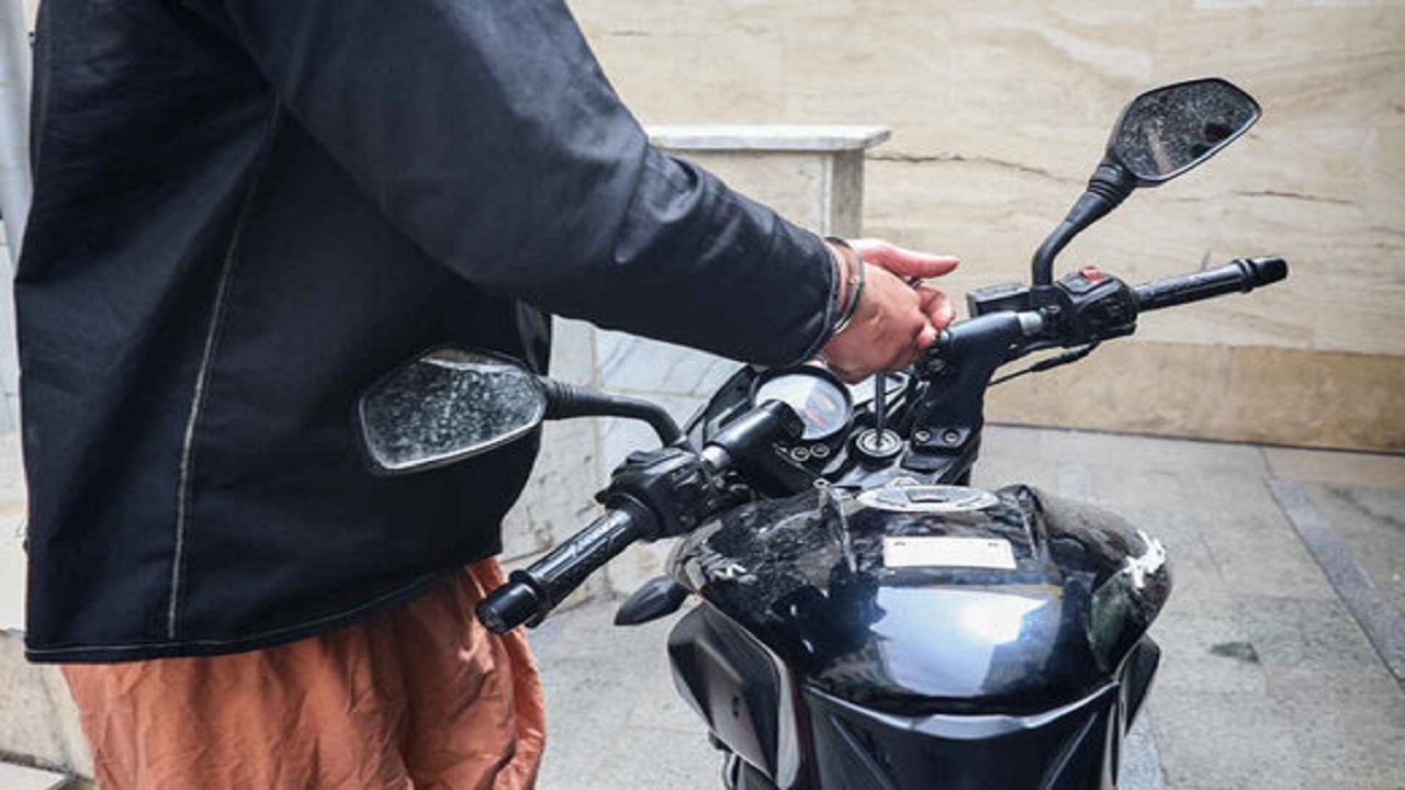 کشف ۲ موتورسیکلت سرقتی در معابر پایتخت