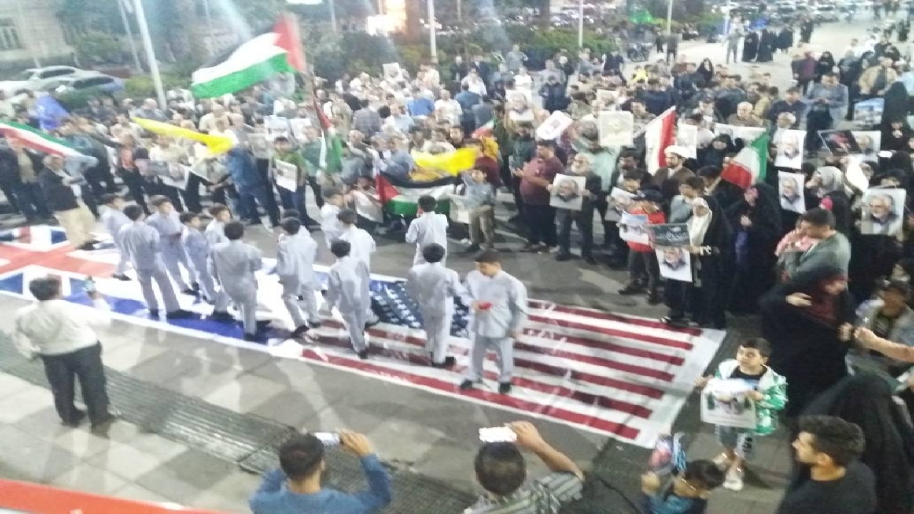 اجتماع خودجوش مردم گیلان در حمایت از ملت فلسطین