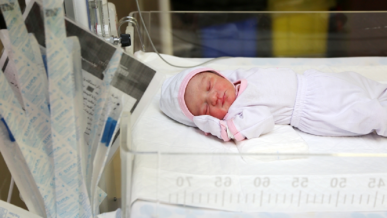 جزئیات موضوع فوت ۶ نوزاد در بیمارستان شهرکرد + فیلم