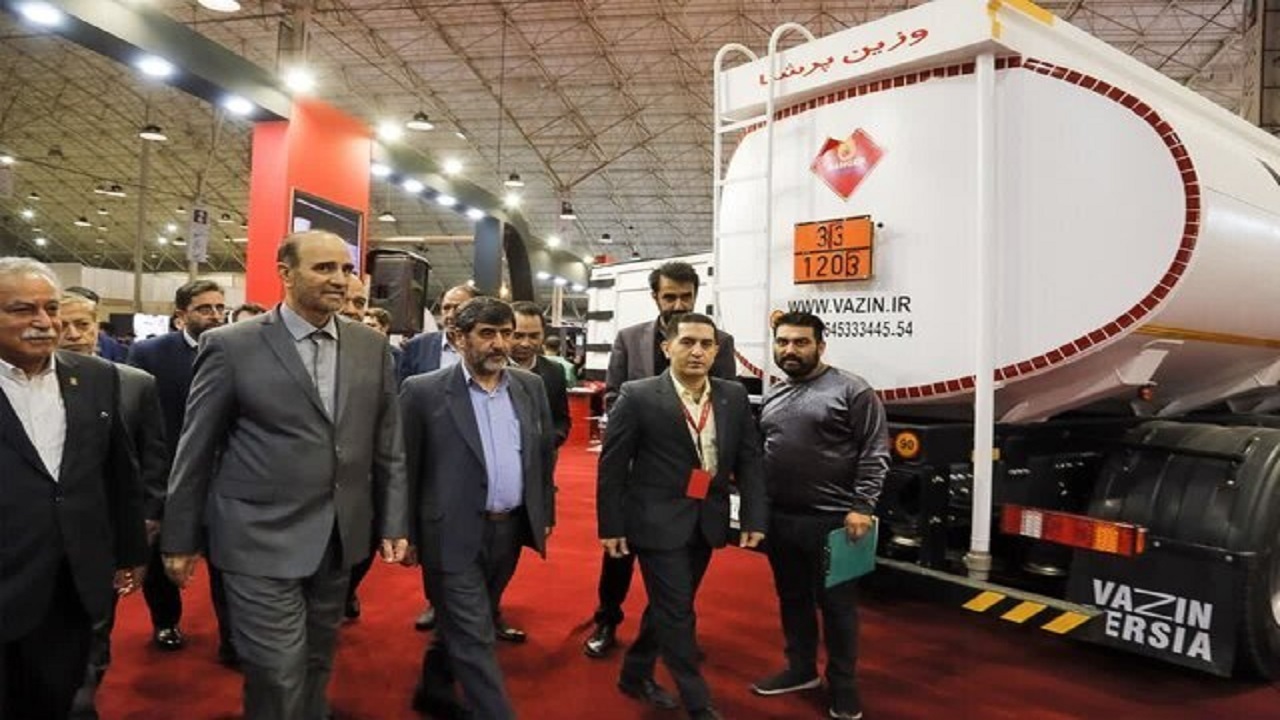 افتتاح نمایشگاه خودرو و قطعات وابسته در تبریز