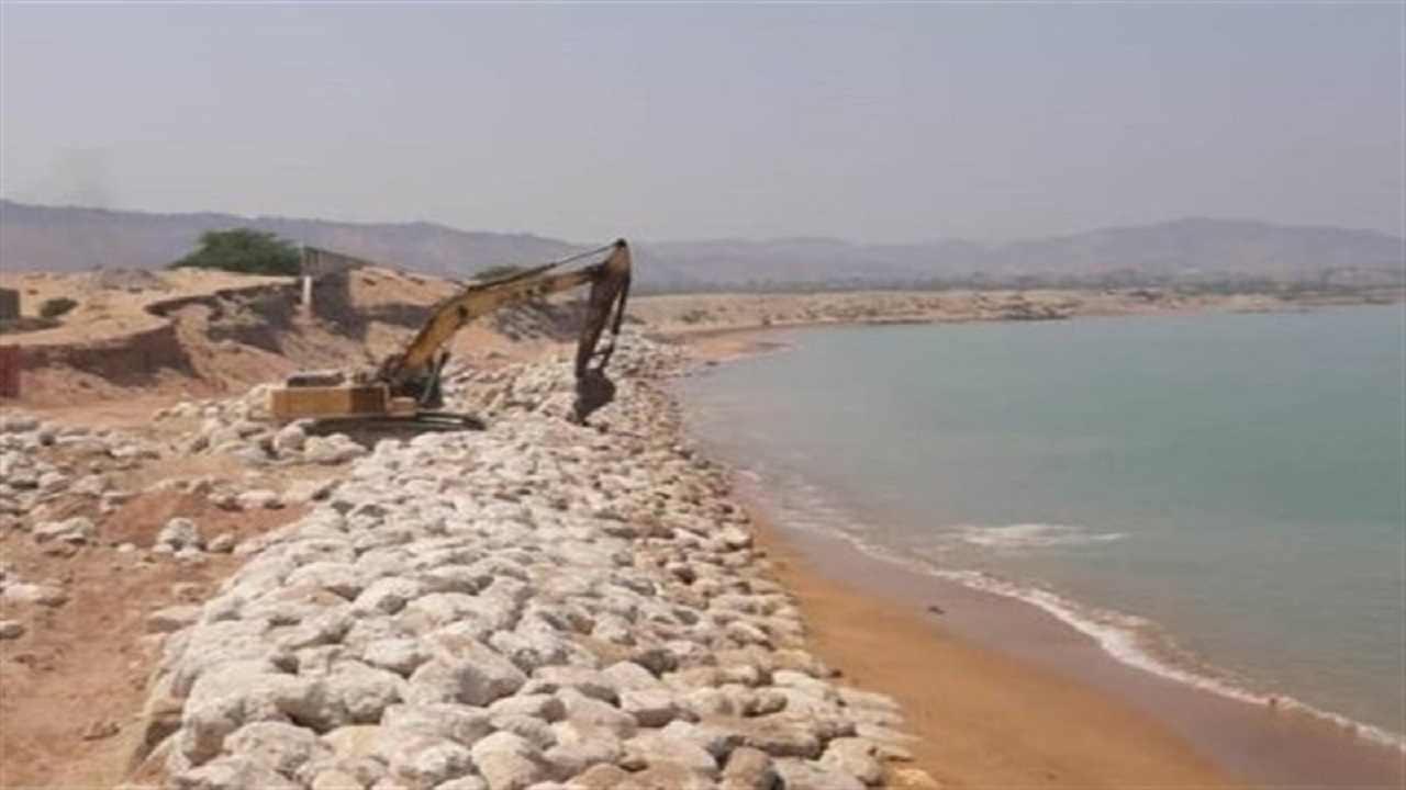 ۱۶ منطقه ساحلی دشتی و تنگستان هم‌جوار خلیج‌ فارس نیاز به احداث دیوار حفاظتی دارد