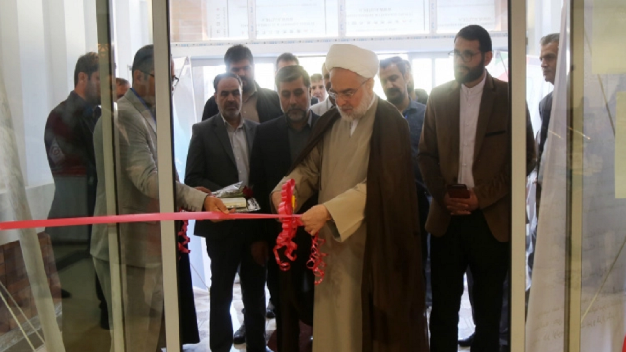 افتتاح نمایشگاه دستاوردهای فناورانه جهاد دانشگاهی در سنندج