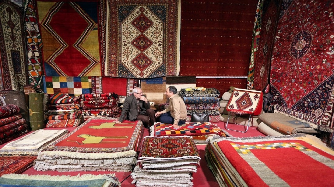 جشنواره فرش دستباف در دو ماه آینده در استان همدان برگزار می شود