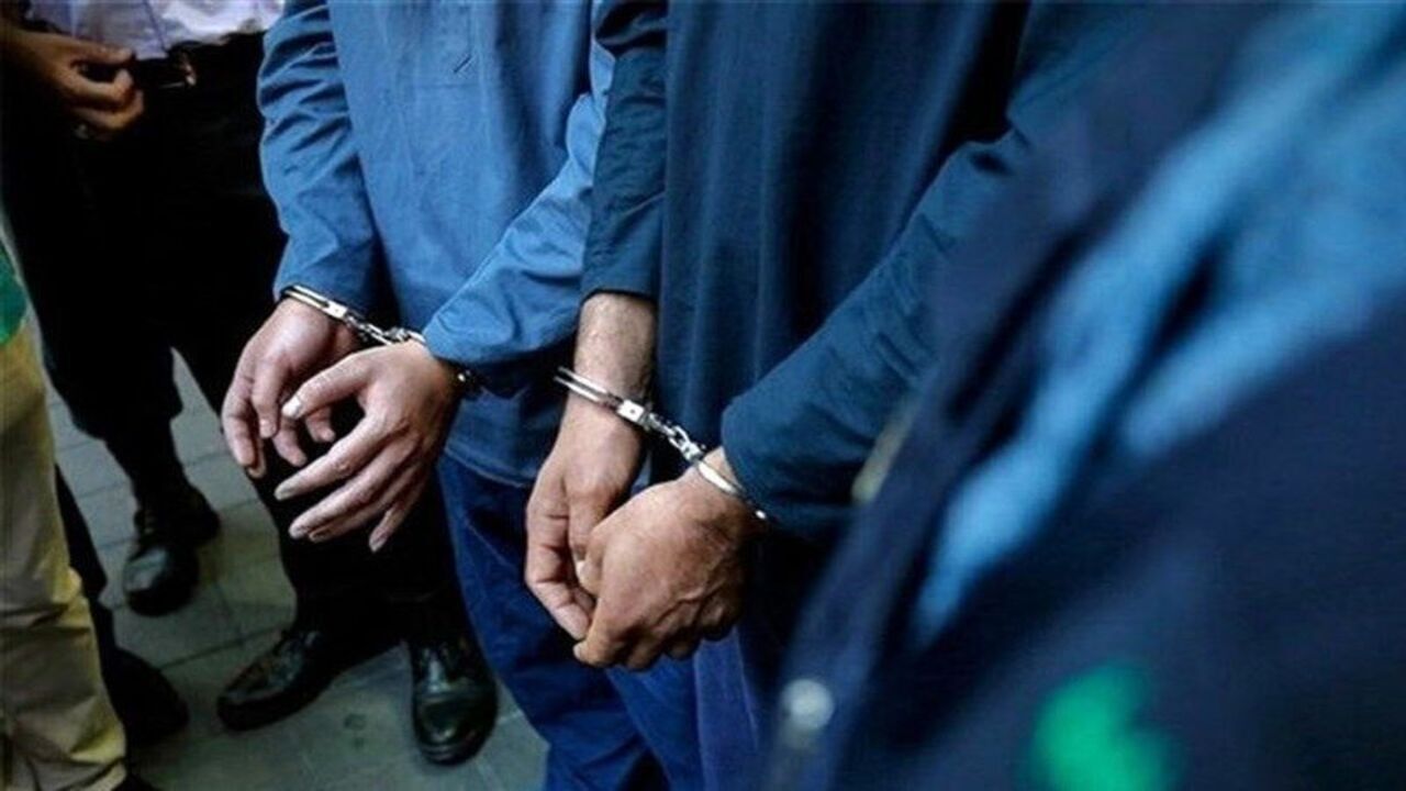 ۳۷۴ بسته موادمخدر با دستگیری ۲ قاچاقچی در مشهد کشف شد