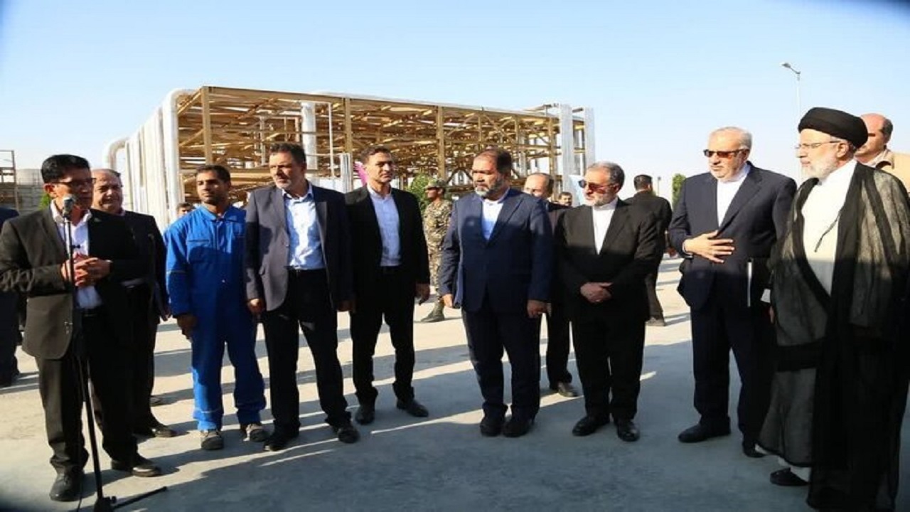 واحد تصفیه گازوئیل پالایشگاه اصفهان با حضور رئیس جمهور به بهره برداری رسید