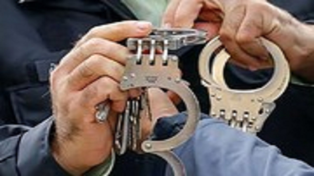 ۲۱ محکوم متواری در اهواز دستگیر شدند