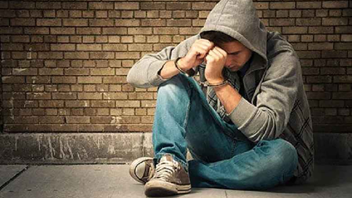 مضرات استفاده از یخ در مایعات + فیلم