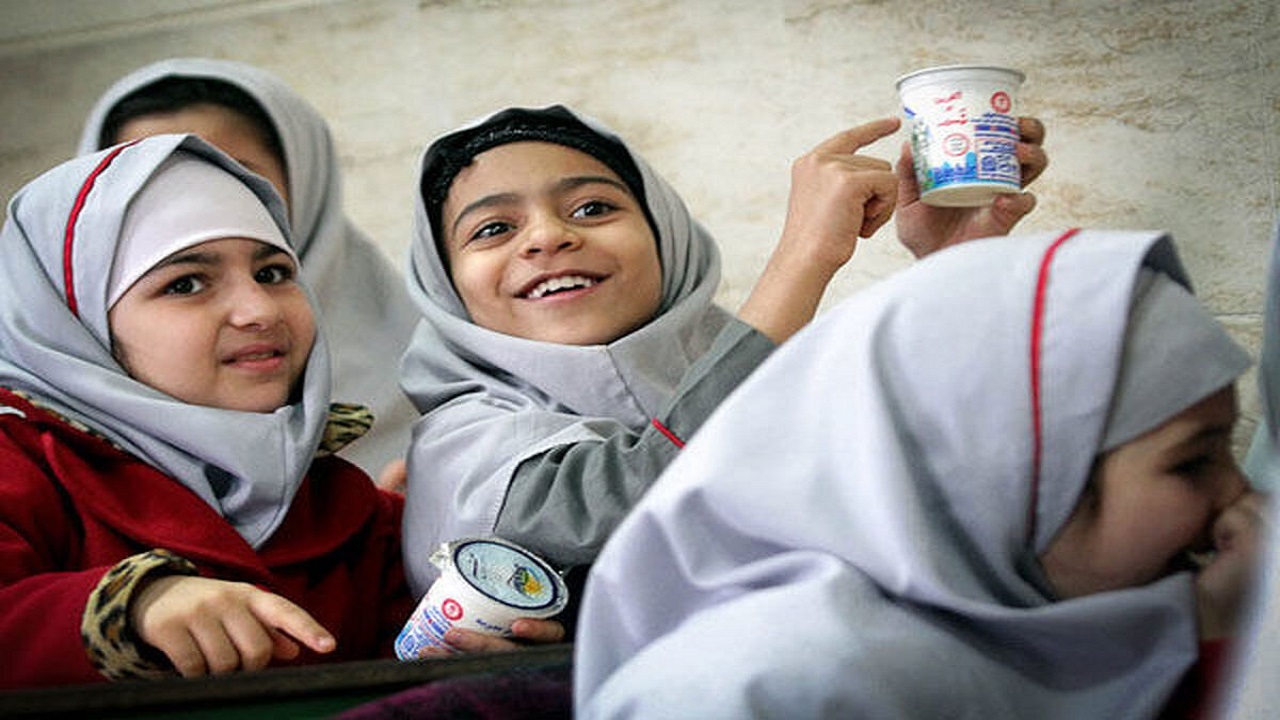 ۷۵ نوبت شیر سهمیه سال دانش‌آموزان کرمانی