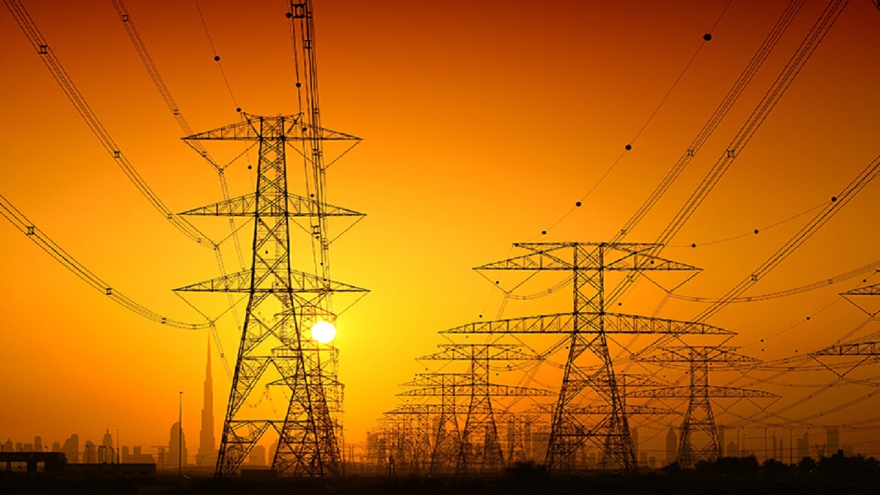 شبکه برق ۴۰۰ کیلوولت غرب اهواز بهبود یافت