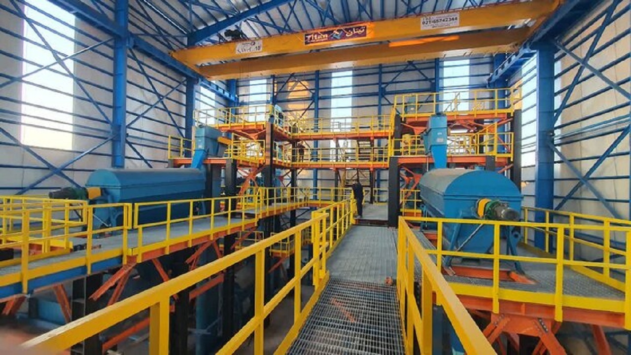 افتتاح کارخانه تولید کود‌های ترکیبی گرانوله در خوروبیابانک