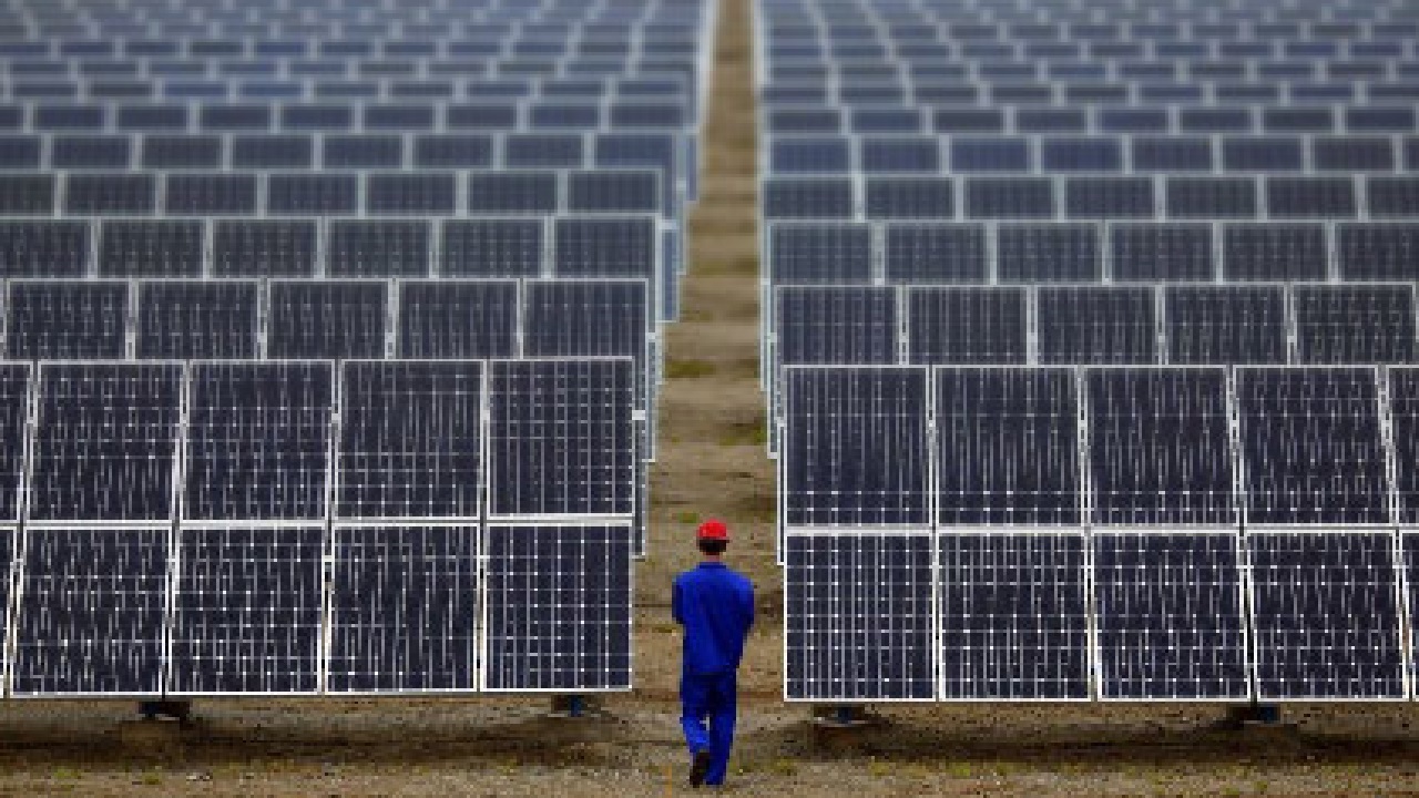 راه‌اندازی ۳ هزار نیروگاه برق خورشیدی در بوشهر