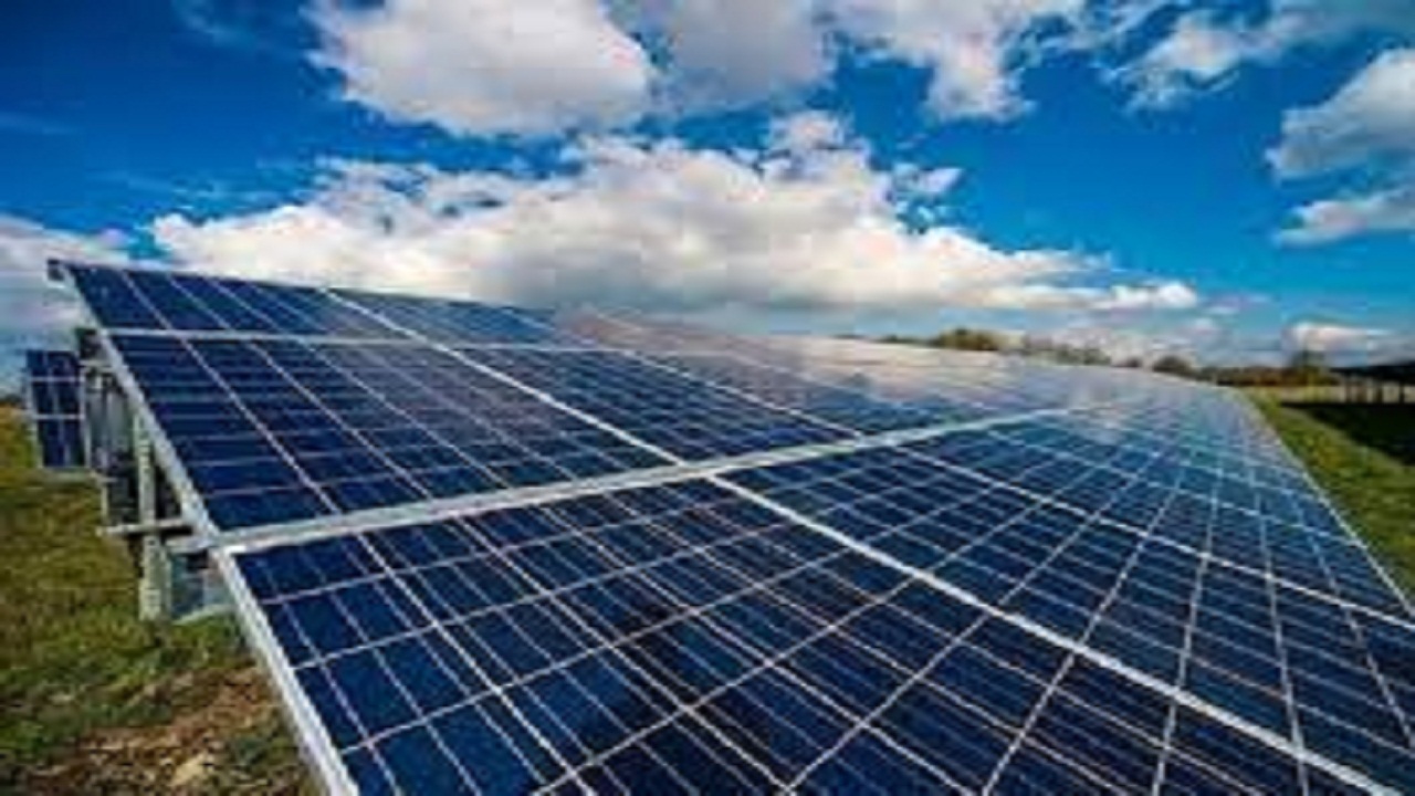 اجرای نیروگاه خورشیدی ۲۵۰ مگاواتی هریس با بیش از ۱۴۰ میلیون یورو سرمایه گذاری