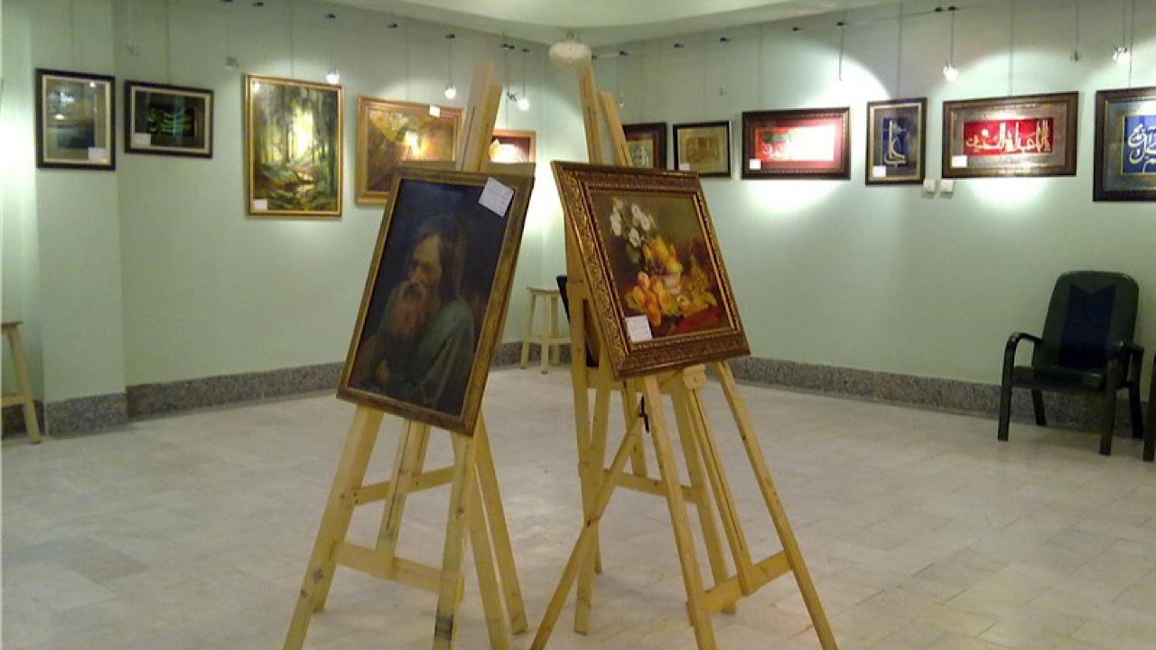 آثاری از هنرمندان سراسر کشور در نمایشگاه «هنر سوم»