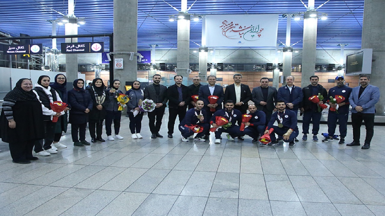 افتخارآفرینان پاراتکواندو وارد تهران شدند