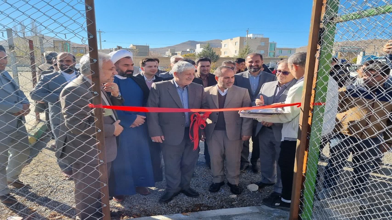 افتتاح دومین زمین چمن مصنوعی در مدارس استثنایی کردستان