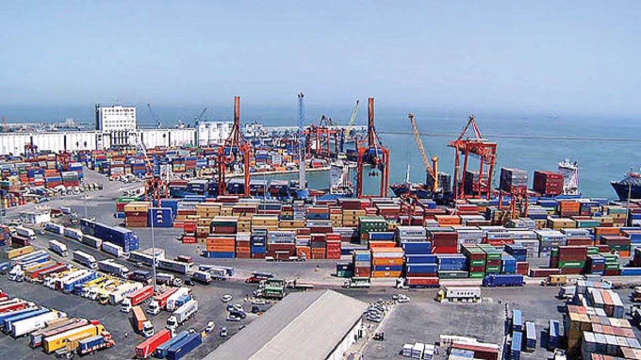 صادرات بیش از ۳۲ میلیارد دلاری کشور طی امسال