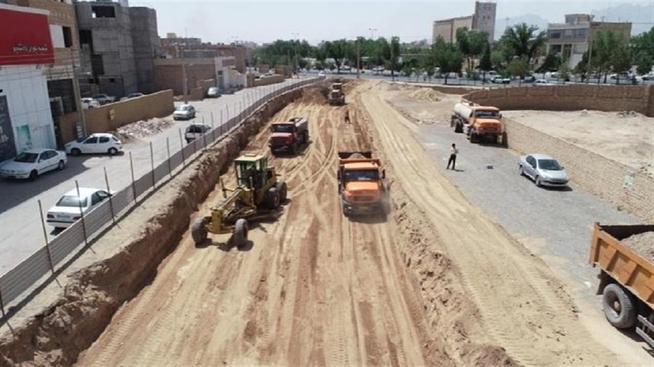شهر یزد به کارگاه عمرانی پروژه‌های شهری تبدیل شده است