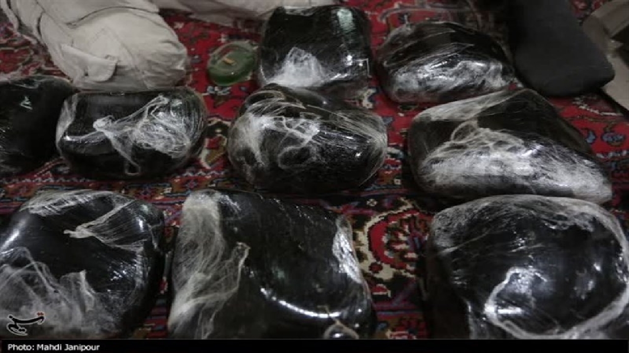 کشف ۹۳ کیلو موادمخدر از یک خانه در مشهد