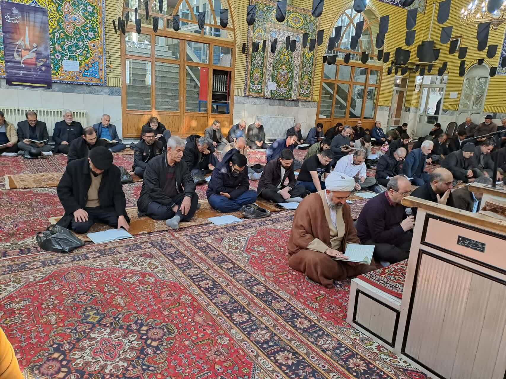 تصاویری از مراسم دعای ندبه در امامزاده سید بهلول (ع) خوی