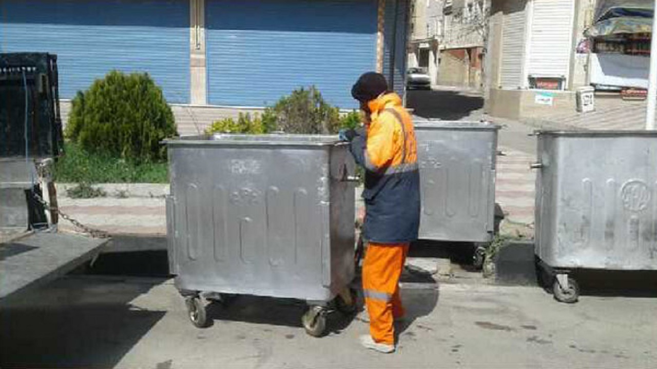 خرید و جانمایی مخازن جدید زباله در سطح شهر بوشهر