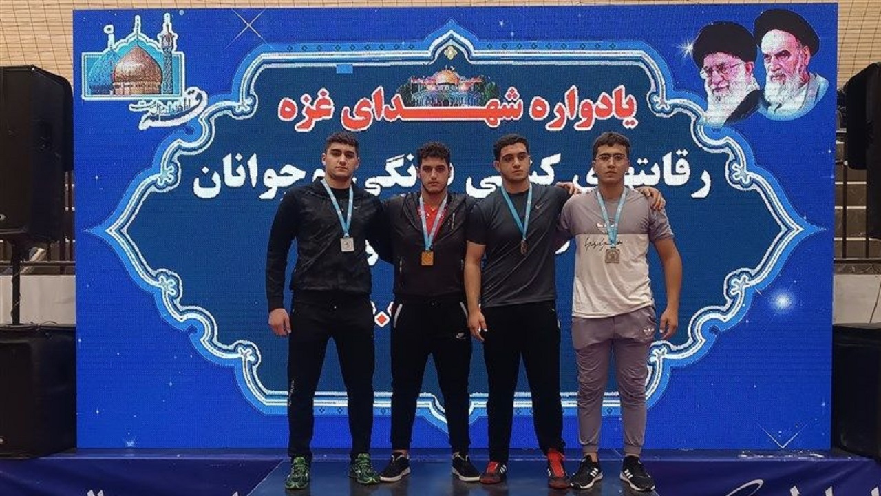 مدال برنز مسابقات کشوری برگردن کشتی گیر بوشهری