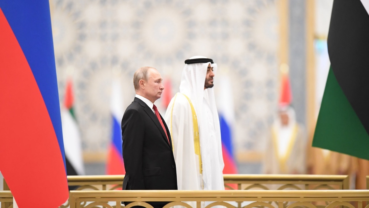 دیدار گرم پوتین و بن‌زاید با وجود فشار‌های آمریکا