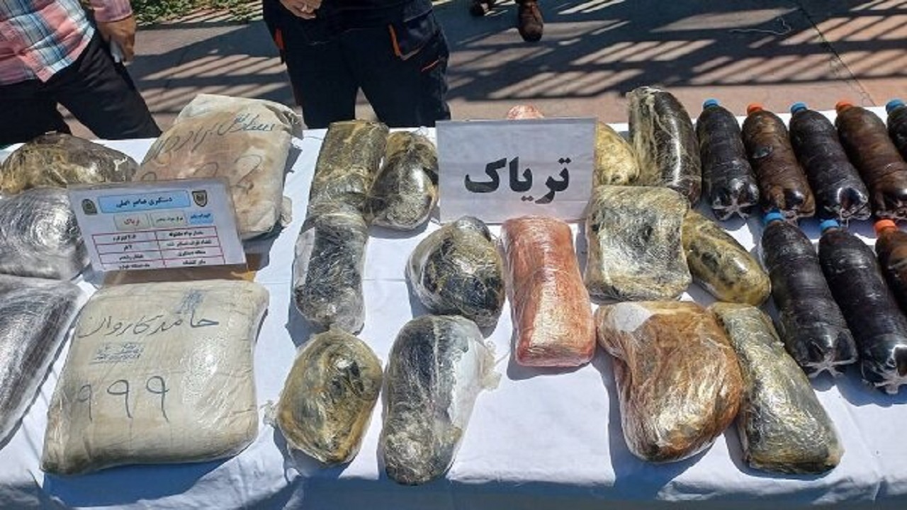 دستگیری ۲ قاچاقچی موادمخدر به همراه ۵۲ کیلوگرم تریاک 