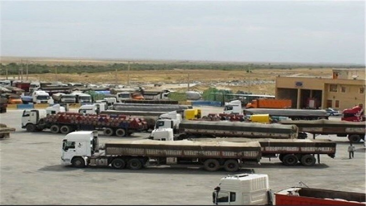 بیش از یک میلیارد دلار کالا از مرز مهران صادر شد