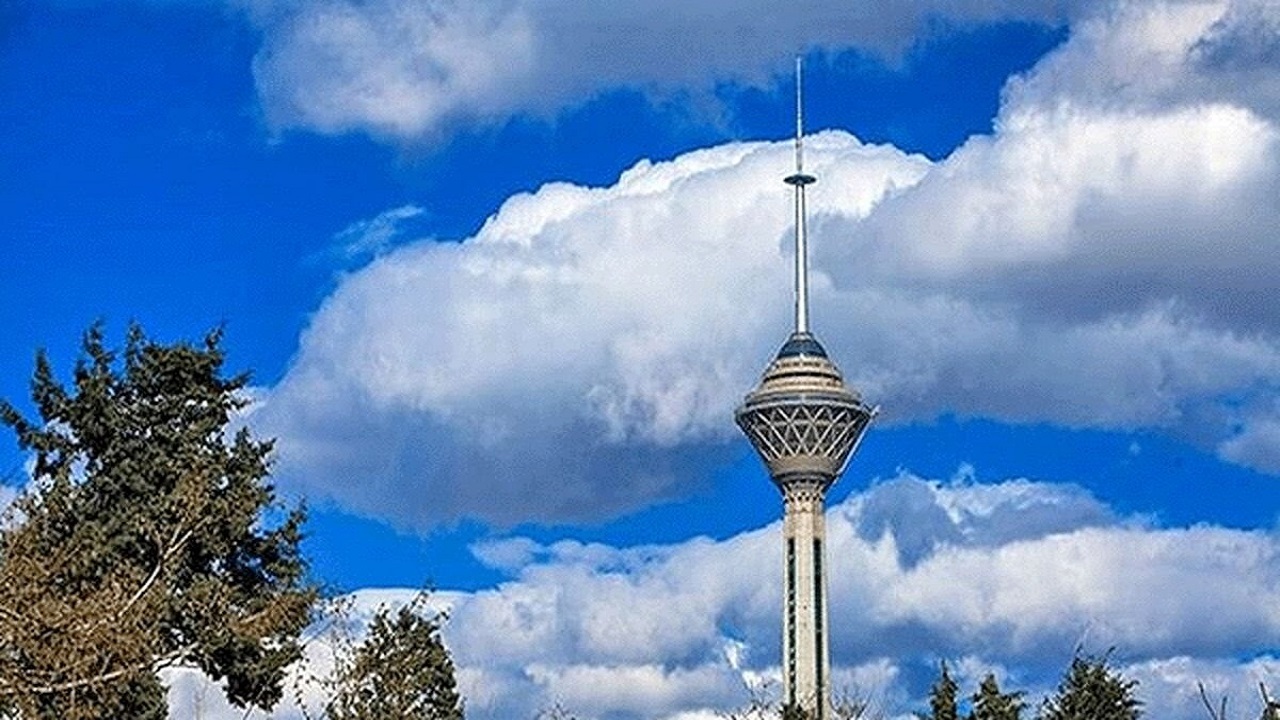 کیفیت هوا در تهران بهبود یافت/ کاهش شاخص ذرات معلق