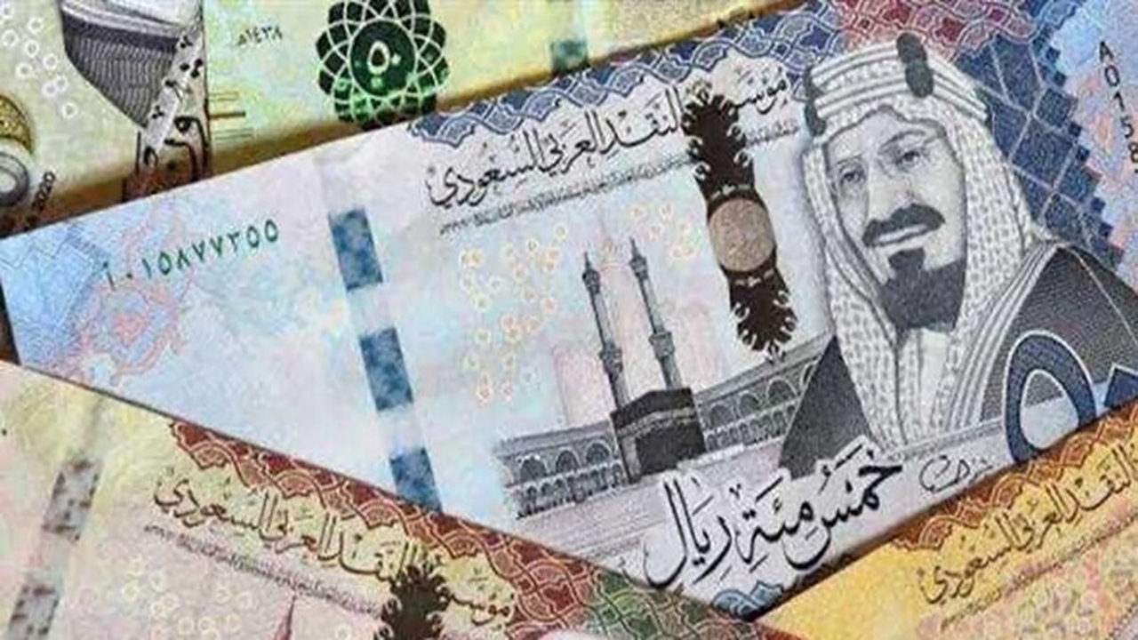 عربستان ۵ میلیارد دلار وام می‌گیرد