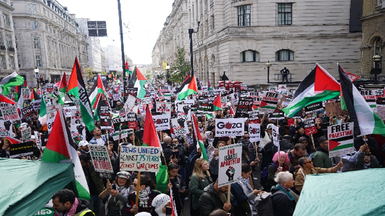 تجمع عظیم مردم لندن در حمایت از مردم غزه + فیلم