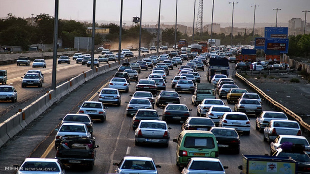 ترافیک در جاده‌های زنجان رو به افزایش است/ رانندگان احتیاط کنند