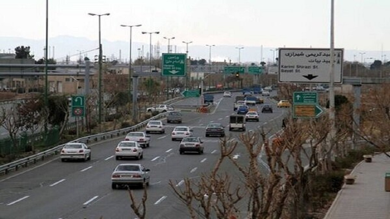 وضعیت ترافیکی معابر بزرگراهی و اصلی تهران در اولین روز بعد از تعطیلات نوروزی 