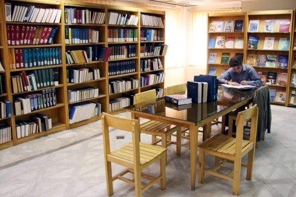 درخواست کنکوری ها برای باز بودن کتابخانه‌های بیرجند در روز‌های تعطیل