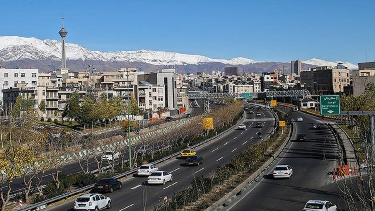 تنفس ۱۴ روز هوای مطلوب نتیجه خروج یک میلیون خودرو از تهران
