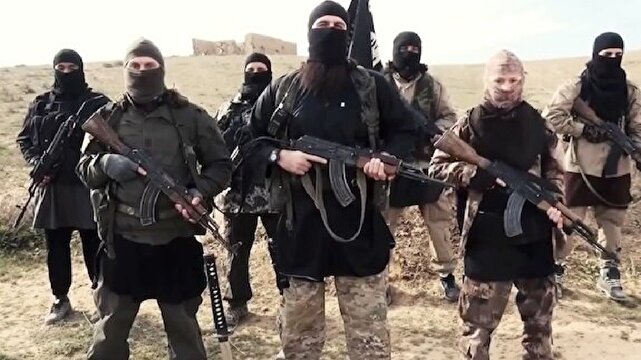 - خطر ظهور مجدد داعش بیخ گوش عراق/ عضوگیری همچنان ادامه دارد!
