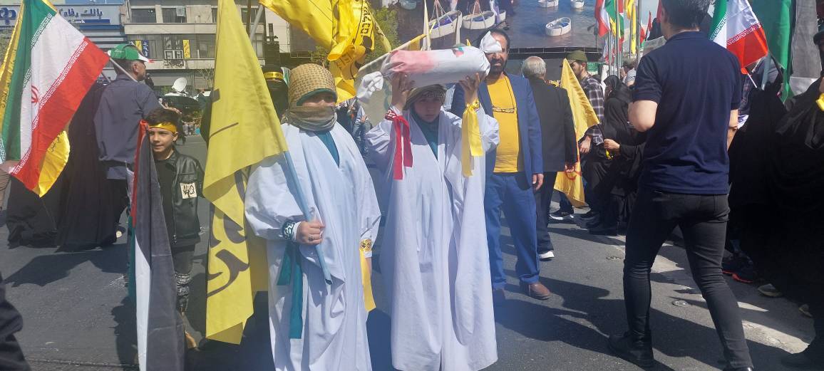 تشییع نمادین تابوت نوزاد فلسطینی در راهپیمایی روز قدس